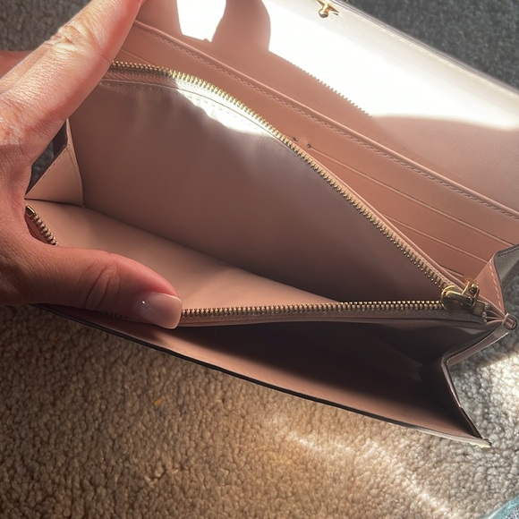 Louis Vuitton Vernis Sarah Wallet - Picture 5 of 14